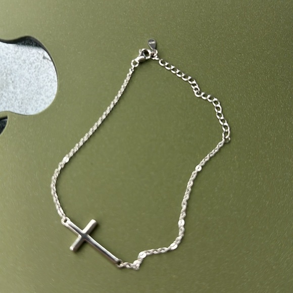 Bundle to get this free choose one - Picture 6 of 8